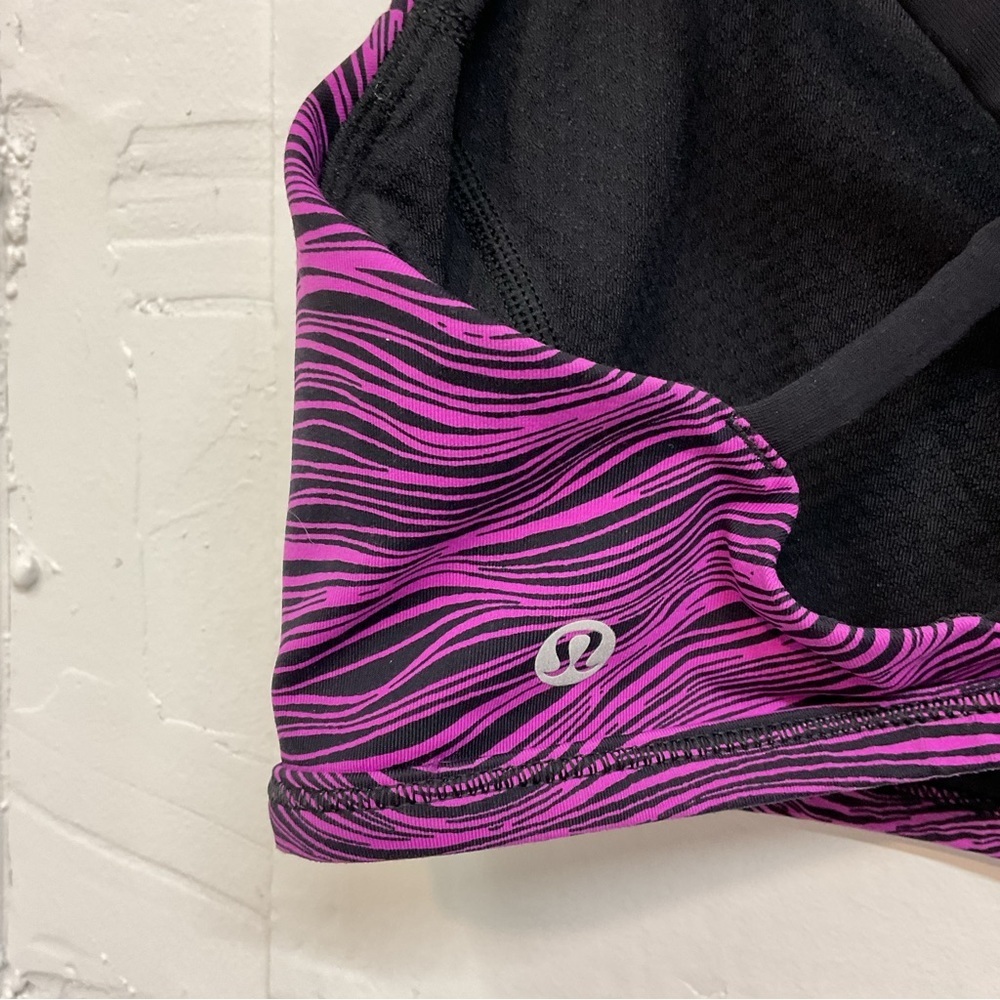 Lululemon Pink Zebra Print Sports Bra, size 8 - Picture 5 of 5